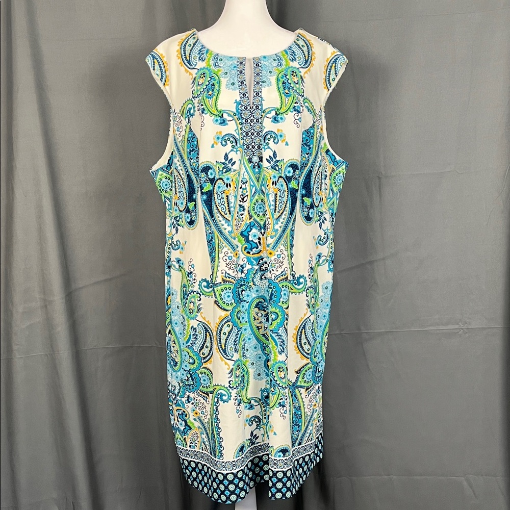 Elegant Blue Paisley Midi Dress